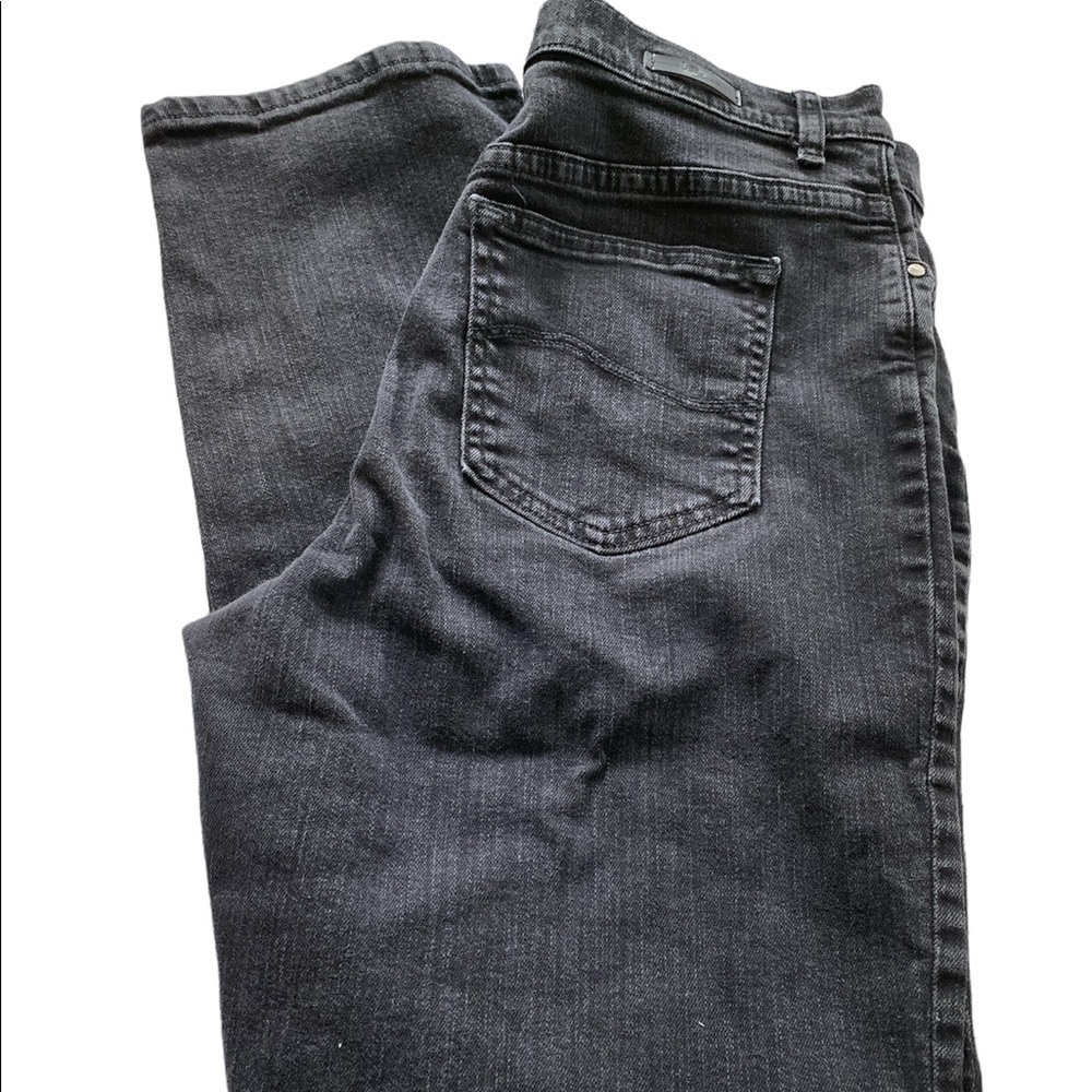 Lee Denim jeans black washed button/zipper high rise Size 12 short relaxed